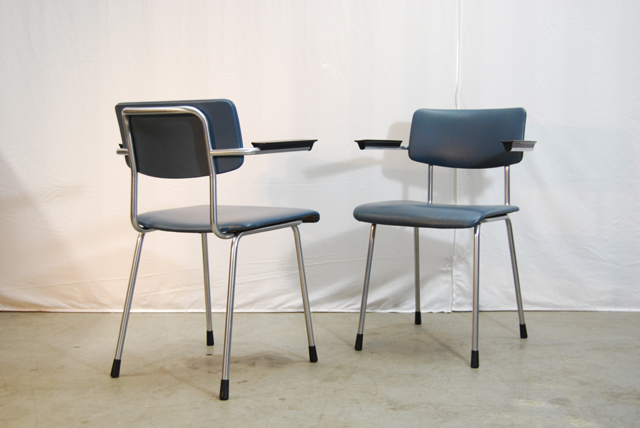 Set van 2 jaren 60 Gispen buisframe stoelen TH Delft DE GELE ETALAGE Set van 2 jaren 60 Gispen buisframe stoelen TH Delft DE GELE ETALAGE
