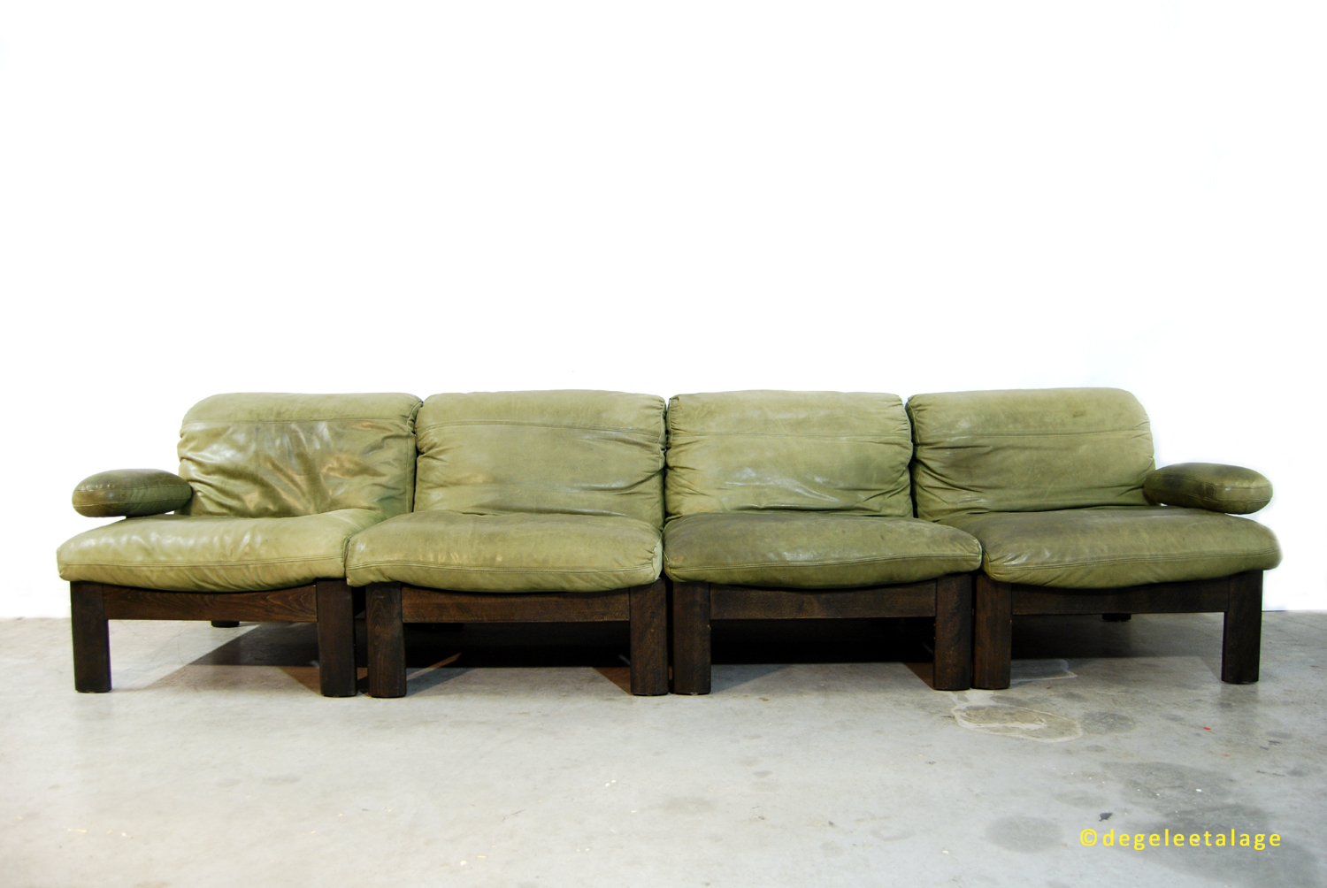 leren fauteuil leolux vintage jaren 70 leren sofa en of fauteuils leolux de leren fauteuil leolux vintage jaren 70 leren sofa en of fauteuils leolux de